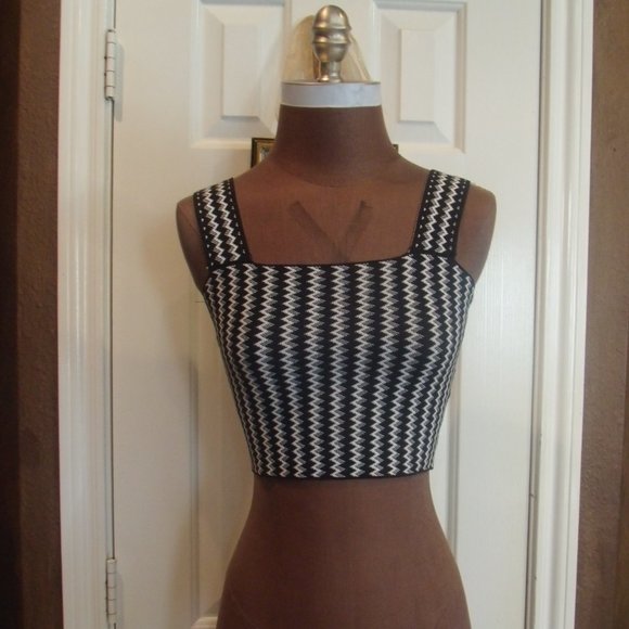 Noble U Black/White Bandage Crop Top - Picture 1 of 8